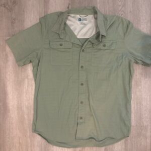 Columbia Men's Sage Green Casual Button Down Shirt